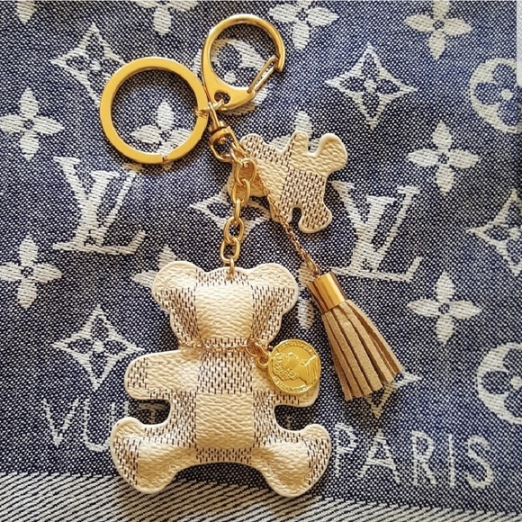 White bear keychain - Picture 3 of 3
